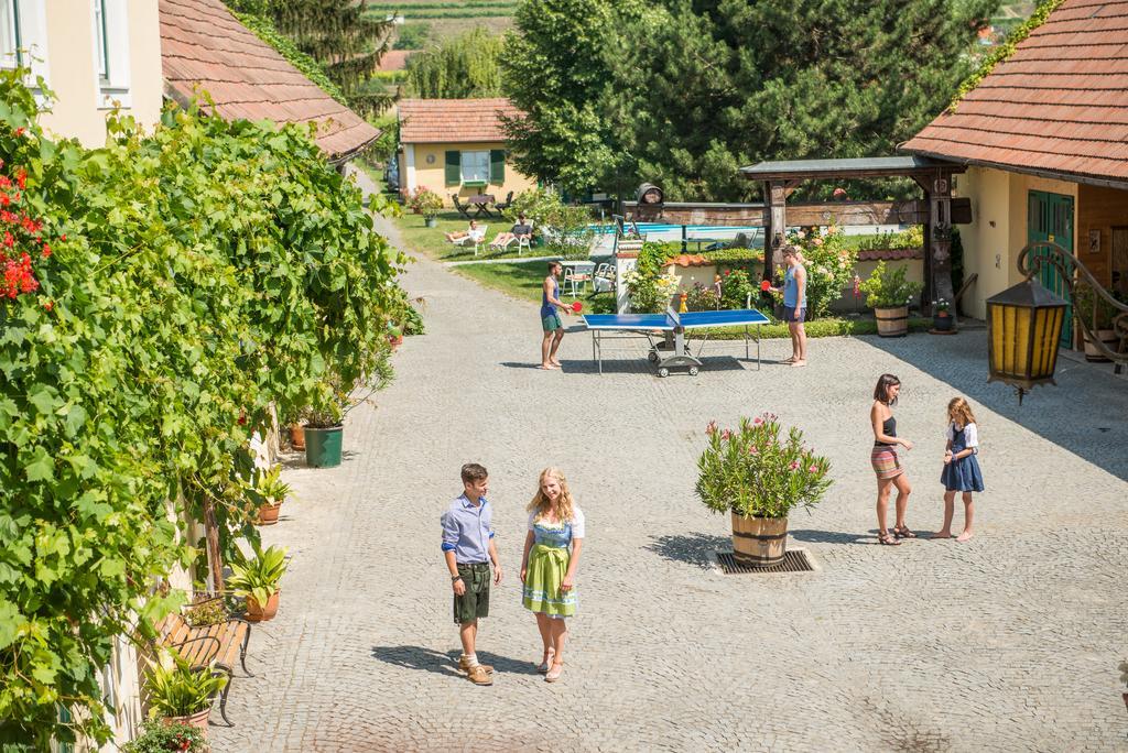 Winzerhof Familie Bogner Apartment Rohrendorf bei Krems Luaran gambar